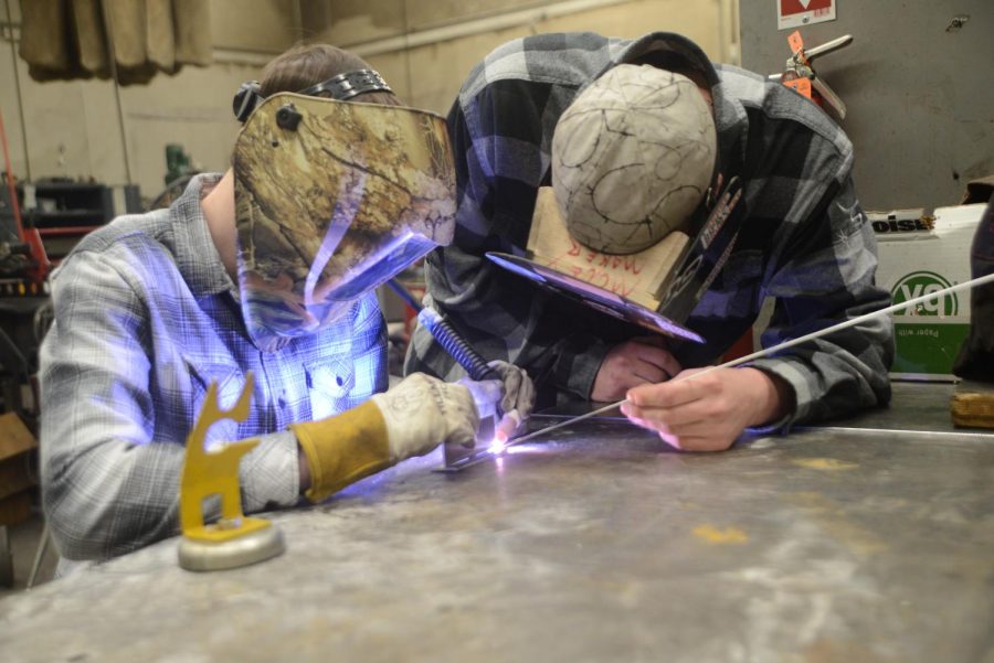 Hawks Compete in Welding Competition