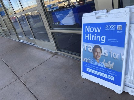Now Hiring Sign outside of Ross in Coeur D Alene 