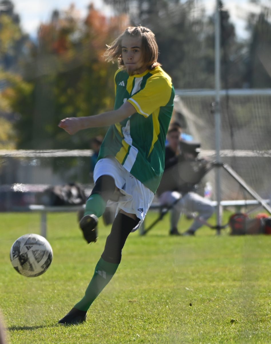 Hayden Johnes kicks penalty goal Oct 5th