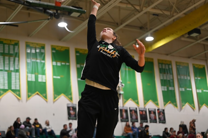 Jaeli Hoffman goes in for a lay up 